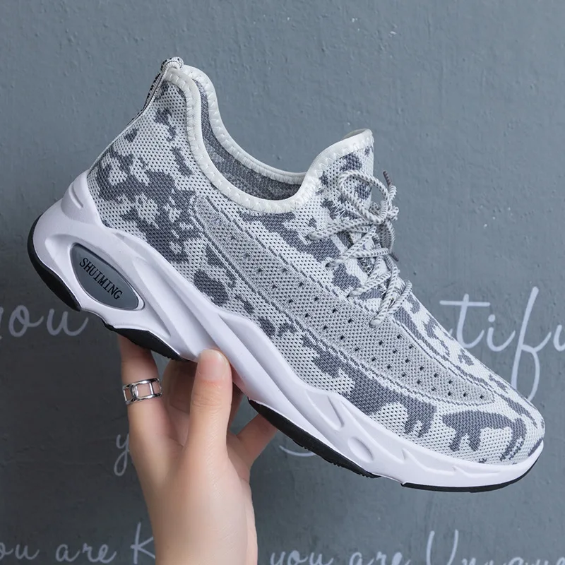 

Мужские кроссовки; Коллекция 2021 года; Сезон весна; Мужская повседневная обувь из дышащей сетки на шнуровке; Мужские мокасины на плоской подо...