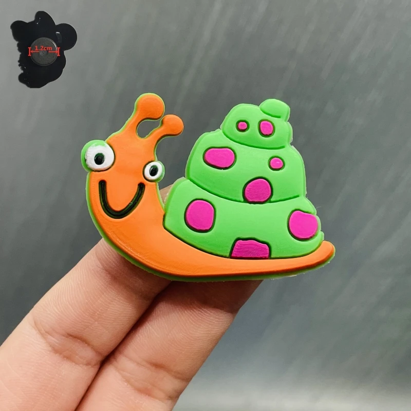 7шт. набор магнитных наклеек на холодильник из ПВХ с милыми картонными изображениями сердца, свиньи, рыбы, краба, катания на коньках. Магниты на холодильник станция игрушек для творческих детей.