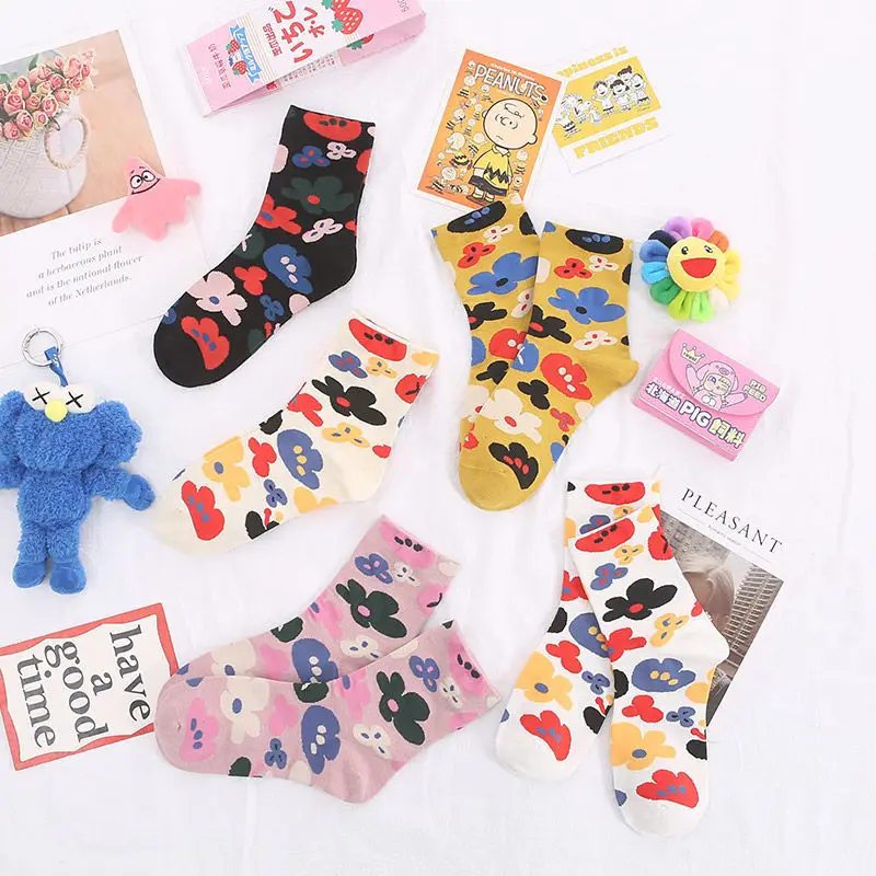 

Sfree 5Pairs Korean Retro Flower Socks Female Ins Tide Summer Thin Section Cute Japanese Personality Street Net Red Girl