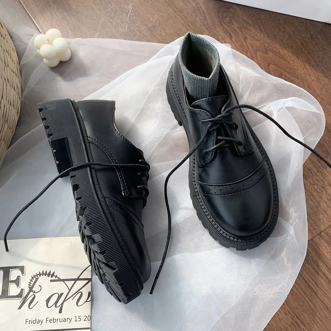 

School Uniform shoes Jk Student Vintage Shoes Women Closed Toe Soft Leather Black Loafers Fashion Platform Oxfords Shoes Women