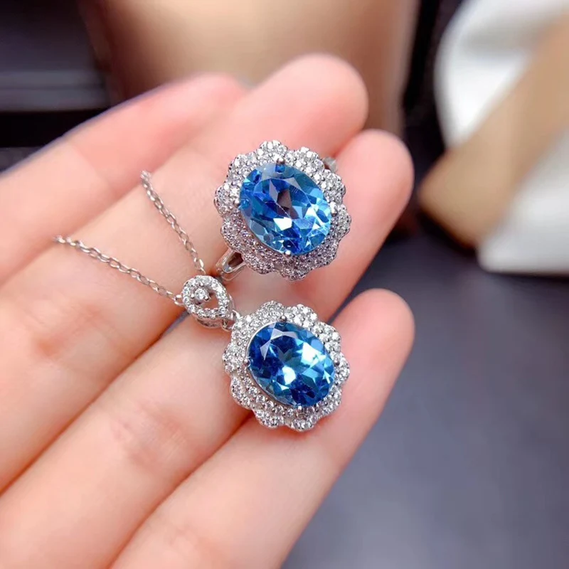 

BLACK ANGEL Oval Light Blue Topaz Gemstone Adjustable Finger Ring For Women Wedding 925 Silver Fashion Jewelry Christmas Gift