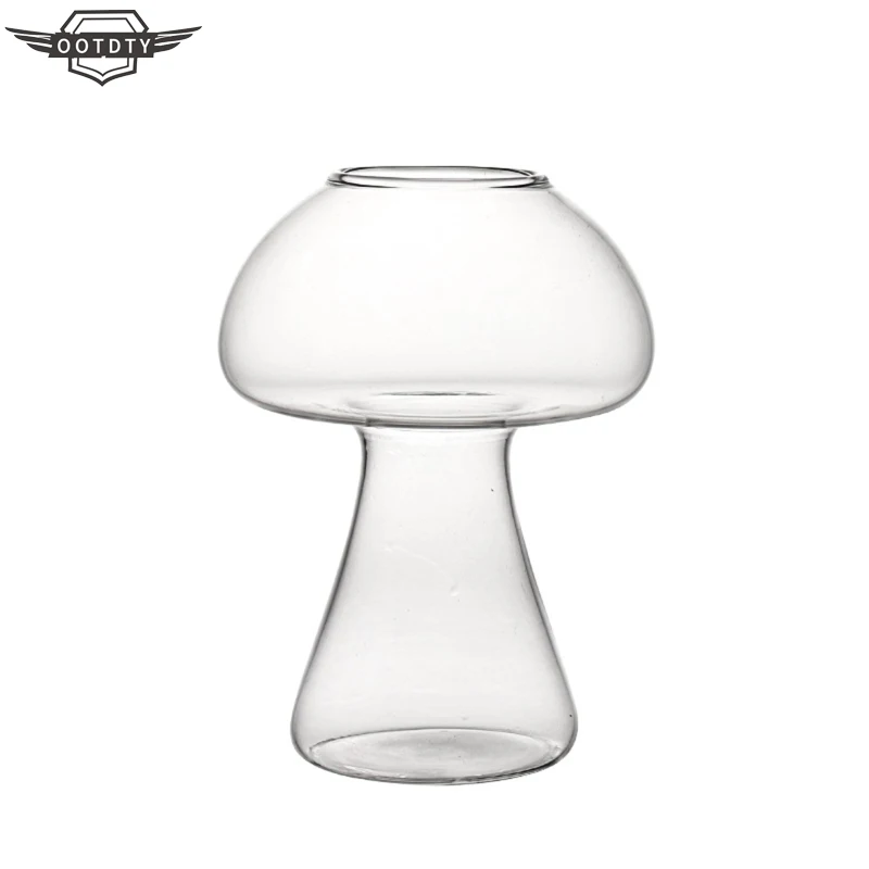 

Mushroom Design 380ml Cocktail Glass , Novelty Drink Cup for KTV Bar Night Party