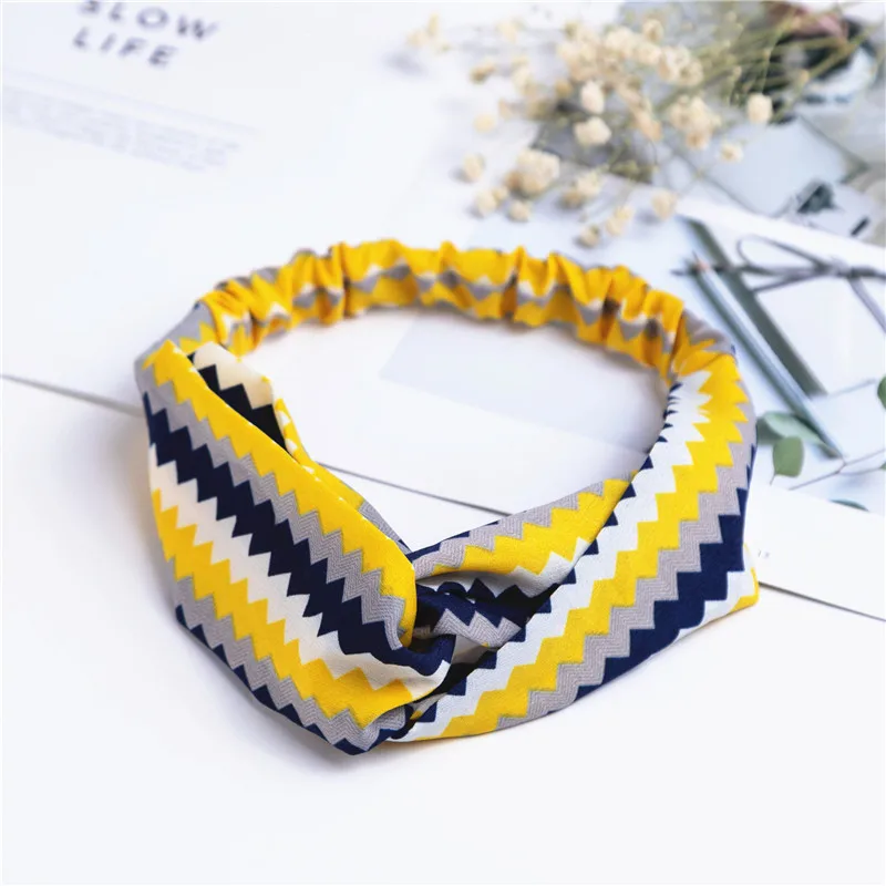 

2021 NEW Women Headband Print Floral Cross Elastic Hair Bands Top Knot Hair Rope Square Satin Scarf Hair Tie Band Accessories