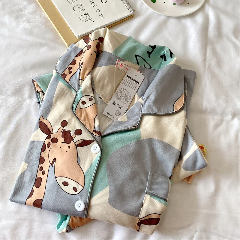 

Autumn Long Sleeve Women Pajamas Set Cardigan Lapel Cartoon Graffiti Deer Female Pyjama Set Winter Women Sleep Wear 2 Piece Suit