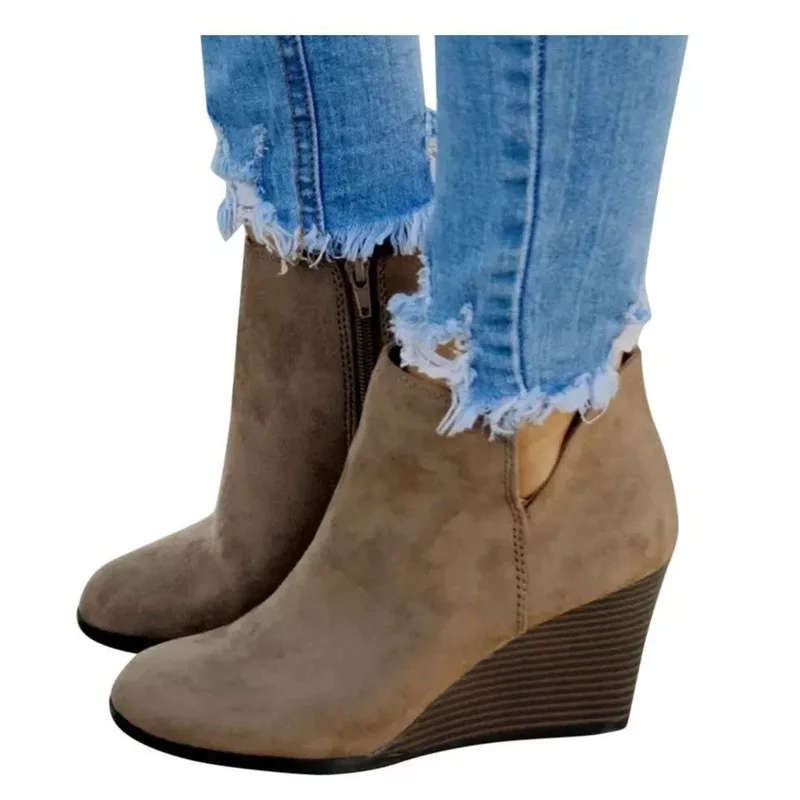 

Platform Boots Women Platform Shoes 2022 Plus Size Fashion Flock Wedges Boots Woman Casual Shoes Ladies Martin Boots Promotion