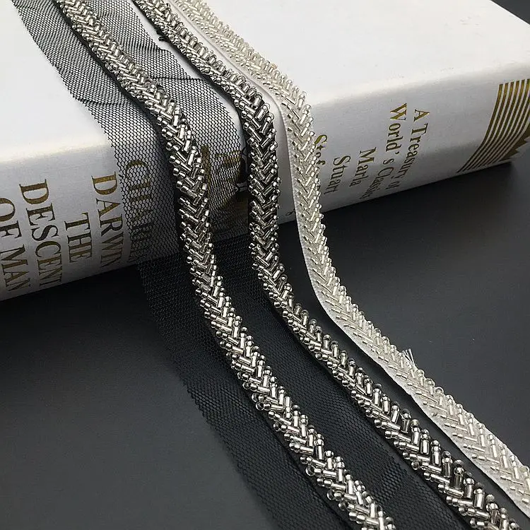 

5 ярдов, белые, черные бусины с жемчужной отделкой, лента из бисера для шитья одежды, воротника, головного украшения, аксессуары, сетчатая кру...