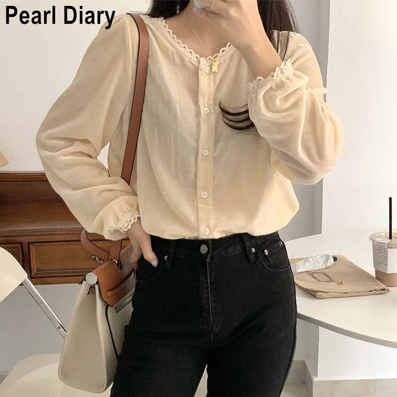 

Korean Fashion Long Sleeve Velvet Shirt Vintage Lace V-neck Single Breasted Bottoming Top Women 2021 Autumn Winter Blusas Mujer
