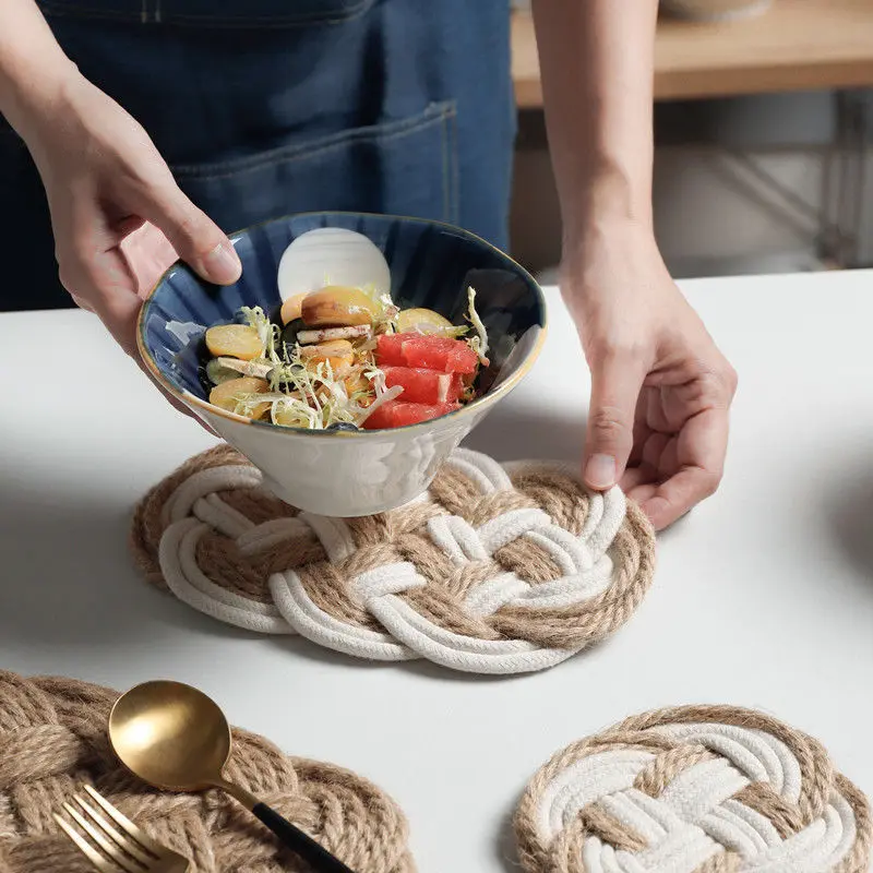 

Nordic table mats, anti-scalding placemats, insulation coasters, creative preparation of household bowl mat