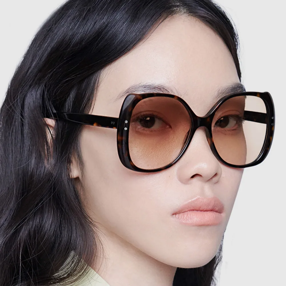 

Luxury Brand Vintage Sun Glasses Shades for Women Sunglasses Big Frame Eyewear Fashion Oversized Retro Sunglasses Women 2019