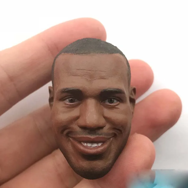 

Emperor 1/6 Scale Smile LeBron James Head Sculpt Sports Basketball Star for 12in Phicen M36B Body Model Toy