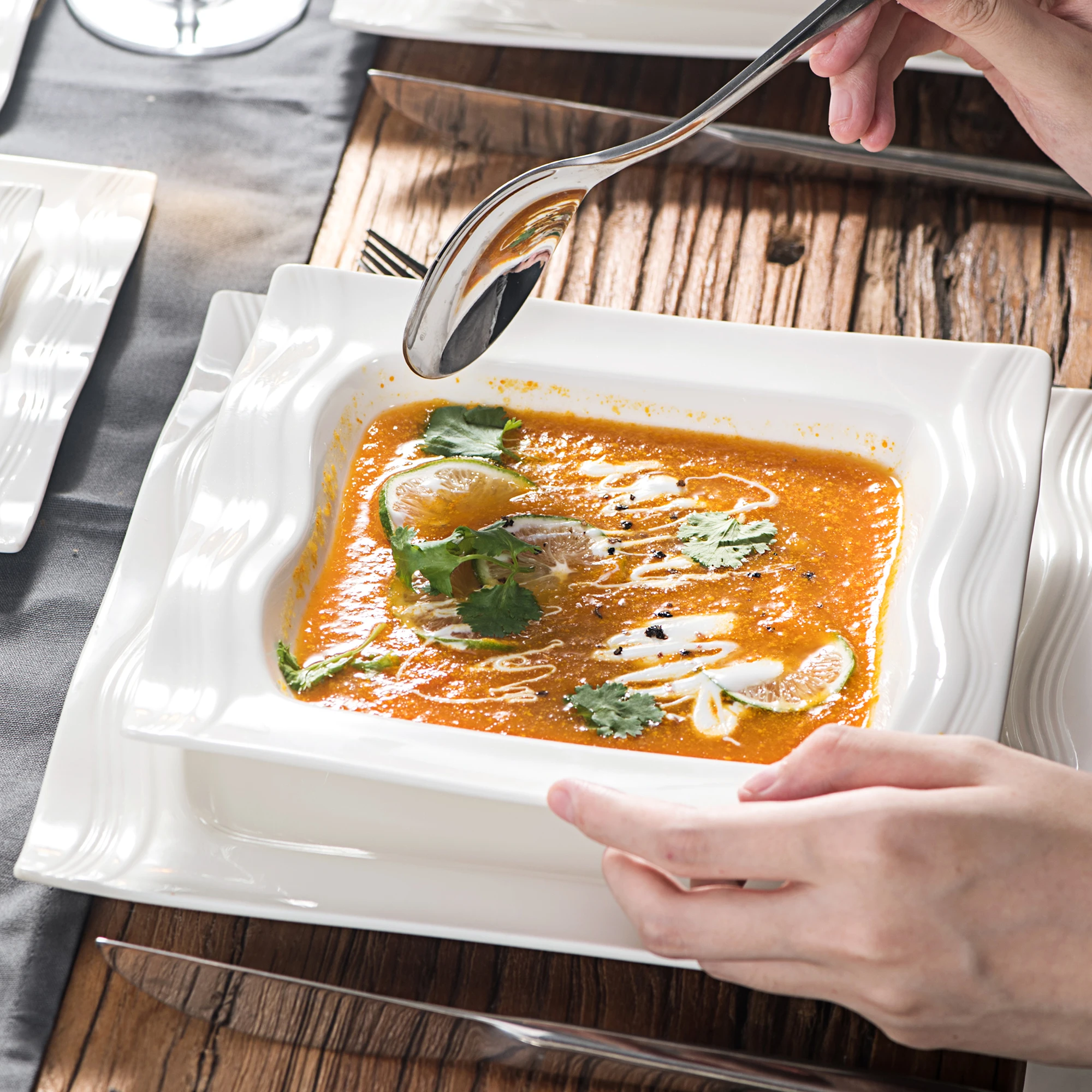 Малакаса Марио 30/60 шт фарфоровая посуда набор с 12 * чашками блюдцами обеденным