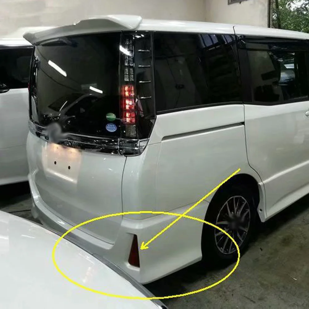 

For Toyota Noah Voxy 80 2014-2017 2018 2019 Chrome Rear Bumper Fog Light Lamp Cover Trim Reflector Foglight Garnish Molding