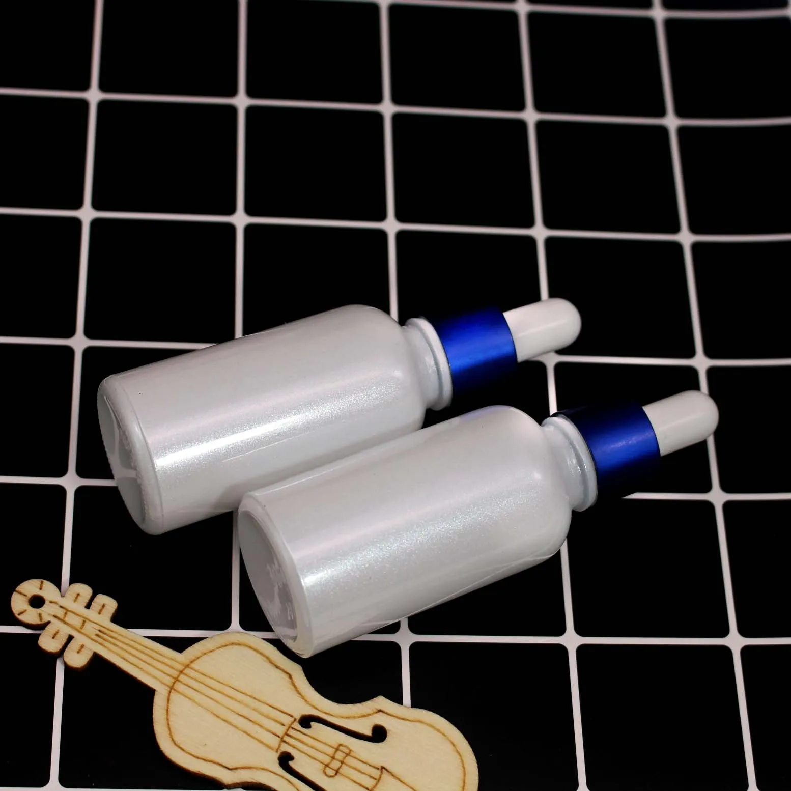 30 мл пустая перламутровая белая стеклянная бутылка-капельница Косметическая