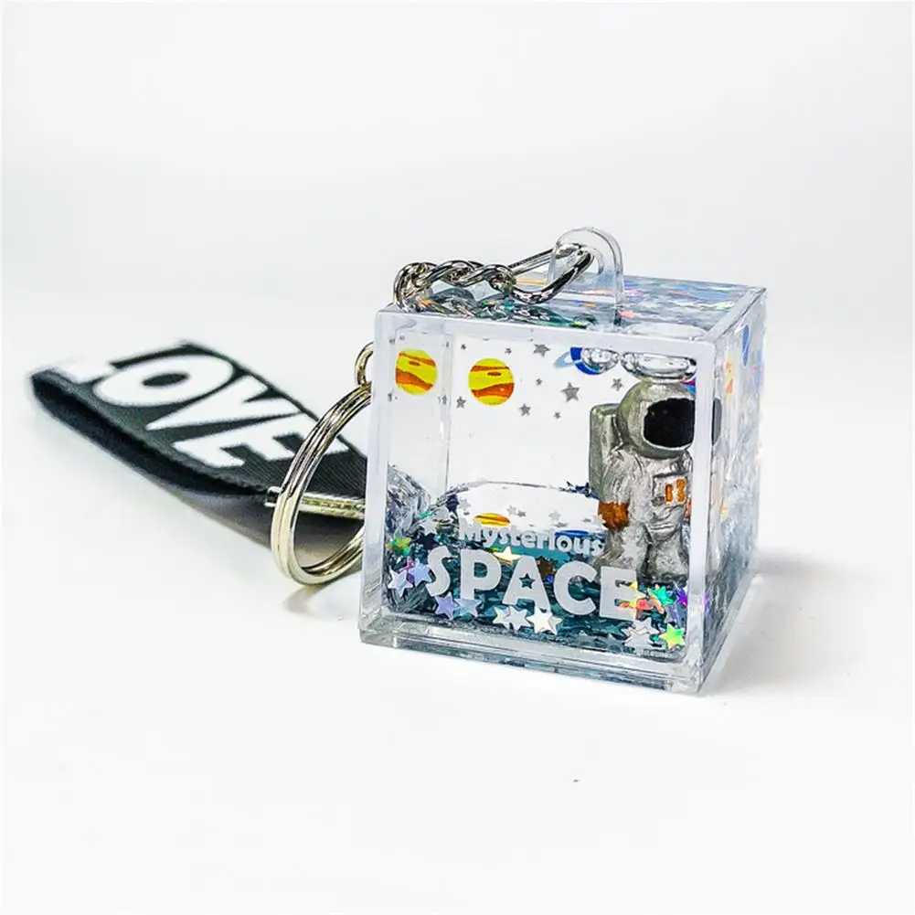 

Astronaut Liquid Quicksand Keychain Pendant Plastic Ornament Astronaut Space Robot Spaceman Keychain Keyring Gift
