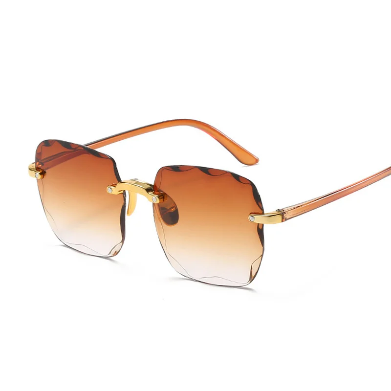 

Vintage Square Sunglasses Woman Big Frame Gradient Sun Glasses Female Fashion Brand Designer Retro Rimless Mirror Oculos De Sol