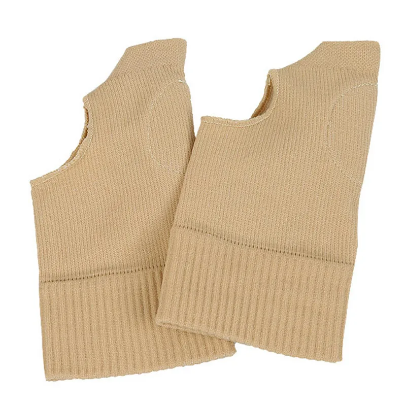 

Bracers 1 Pair Compression Wrist Sleeve Half Gloves Sports Fitness Solid Color Thumb Splint Wristband Hand Protector Bracer