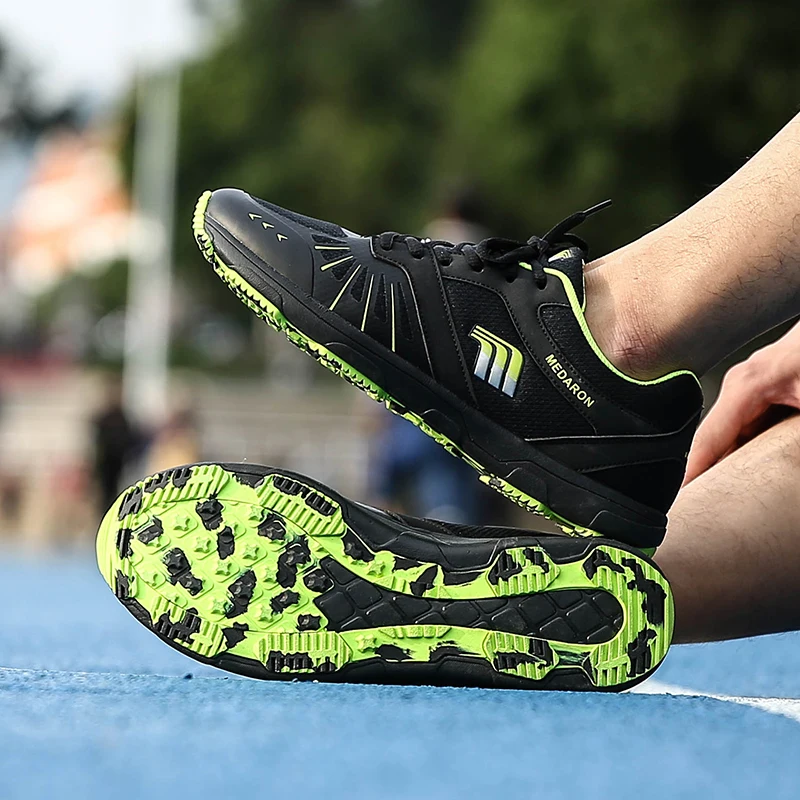 

New Professional Running Shoes Men Women Big Size 35-46 Anti Slip Walking Sneakers Outdoor Light Weight Running Sneakers