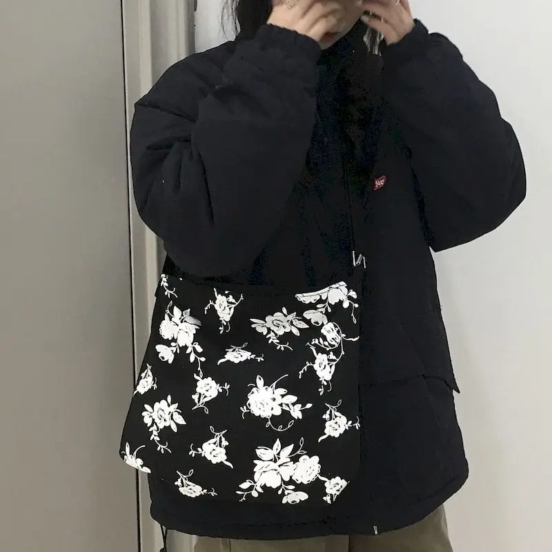 

Bag Female 2021canvas Bag Female Student Korean Version of Simple and Versatile Messenger Large Capacity Small Square Bag Female