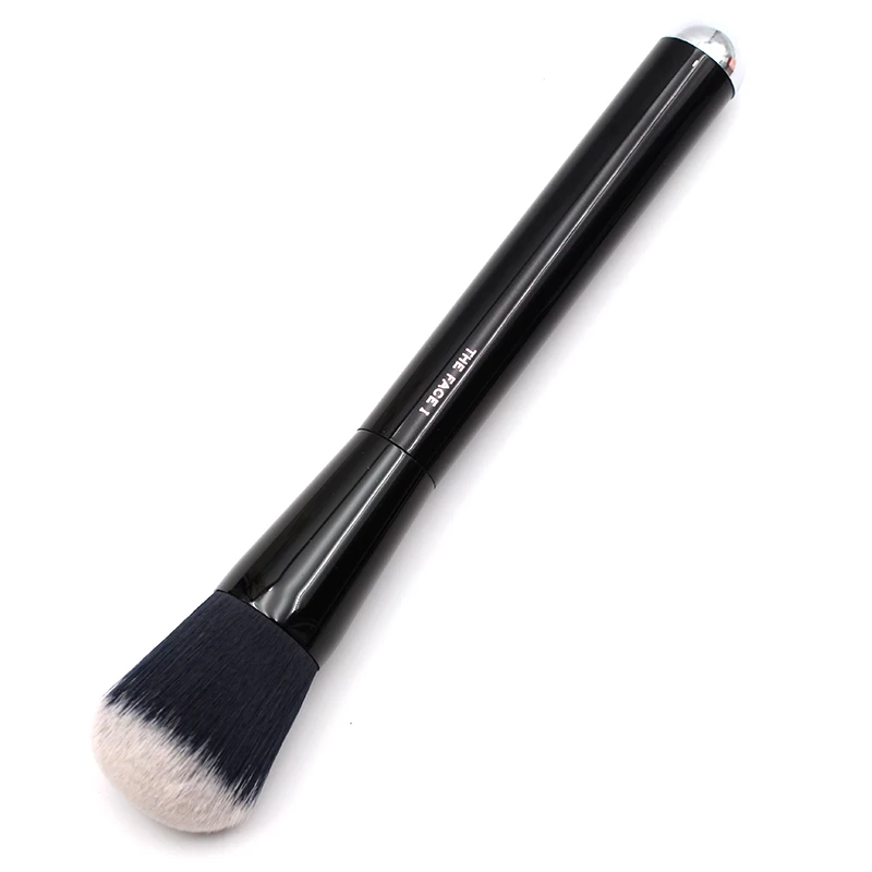 Антибактериальная кисть для основы лица классический черный с деревянной ручкой