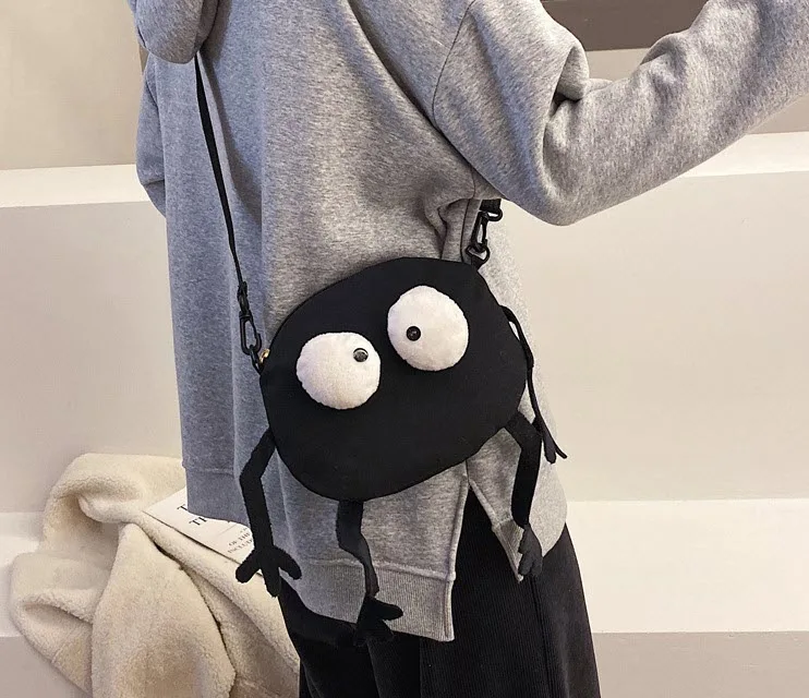 

Funny Big Eyes Toy Bag Tricky Womens Shoulders Bag Fashion Shopping Bag For Girls Soft Plush Toys