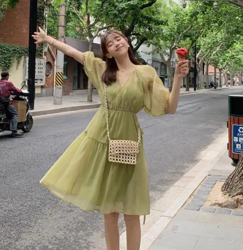 

Женское шифоновое платье с V-образным вырезом, коротким рукавом