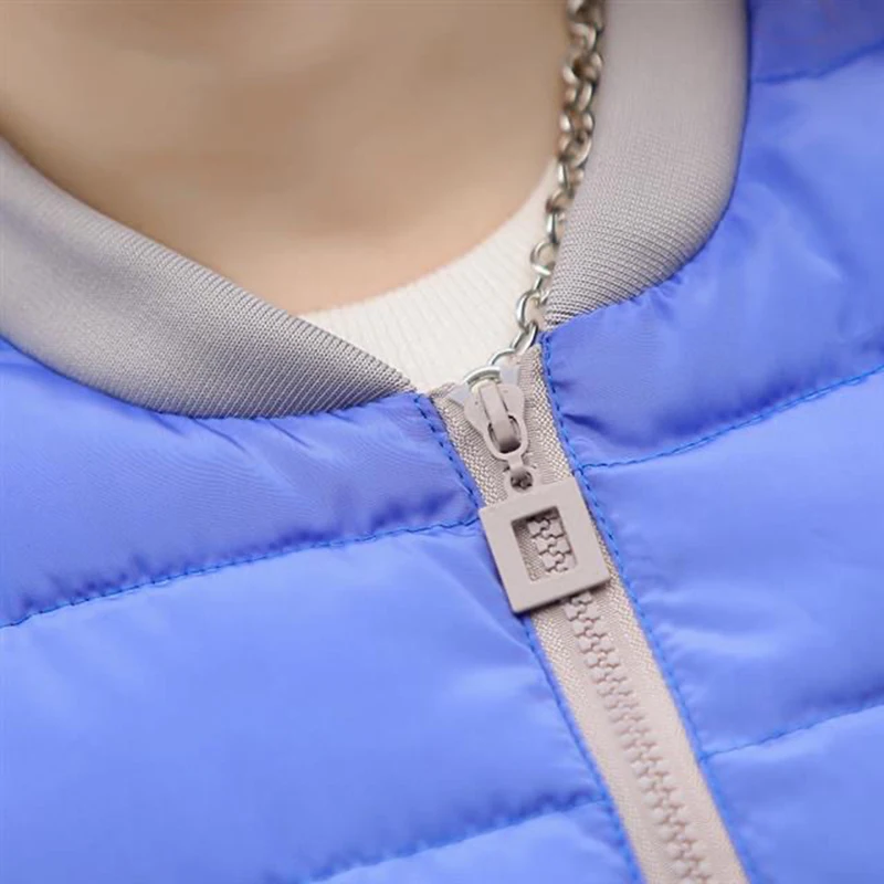 Женская короткая бейсбольная куртка с воротником-стойкой осенне-зимняя Базовая