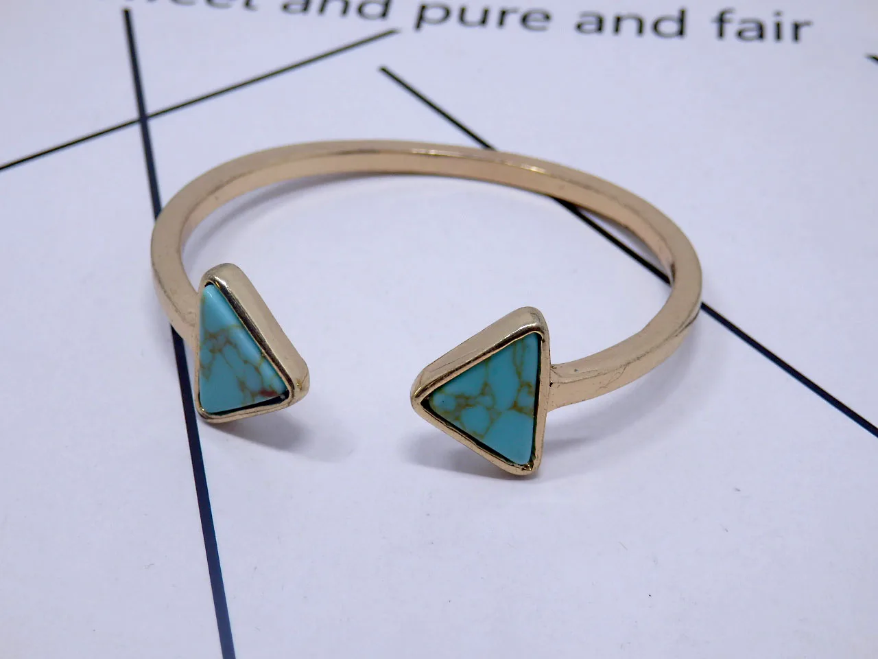 Популярный браслет Pierre Marbre Стильный Браслет Bijoux 2cp rеtro triangle Ouvert подходит для