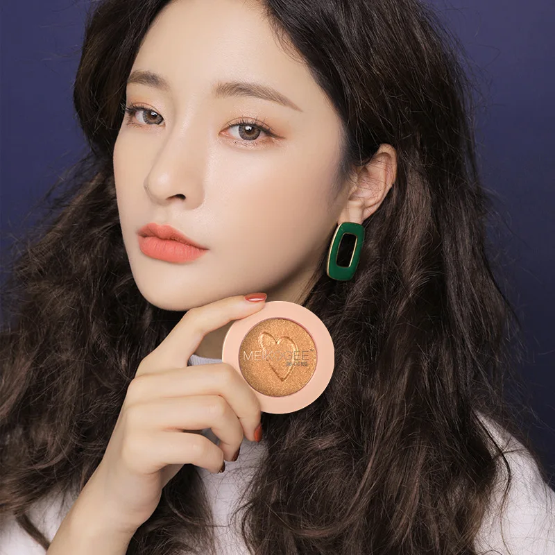 Тени для век Высокая сияющая пудра влажные тени водонепроницаемые Q Bomb Mousse