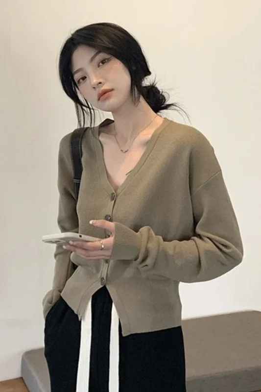 Женский трикотажный кардиган с V-образным вырезом и длинным рукавом |