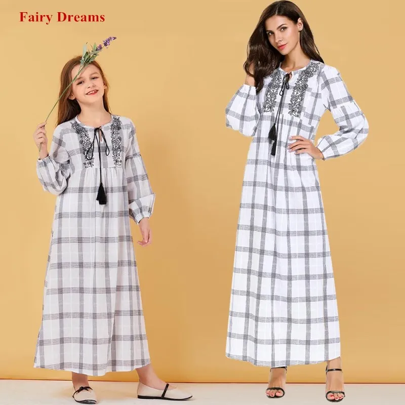 Женские мусульманские платья Желтый abaya Дубай Турецкая индейка Бангладеш кафтан