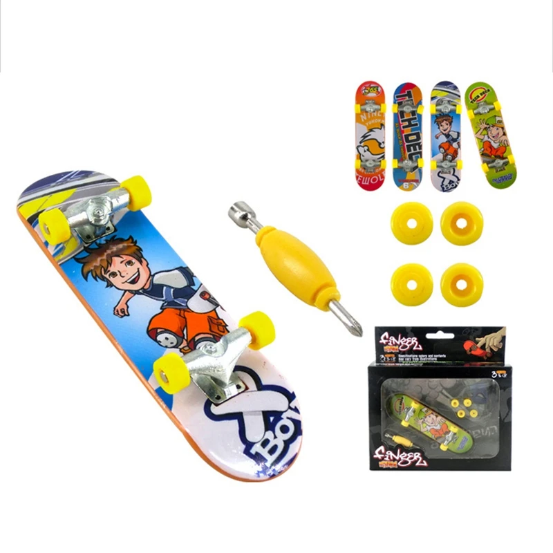 1 комплект отвертка с 4 запасными колесами|Мини скейтборды и байки| |