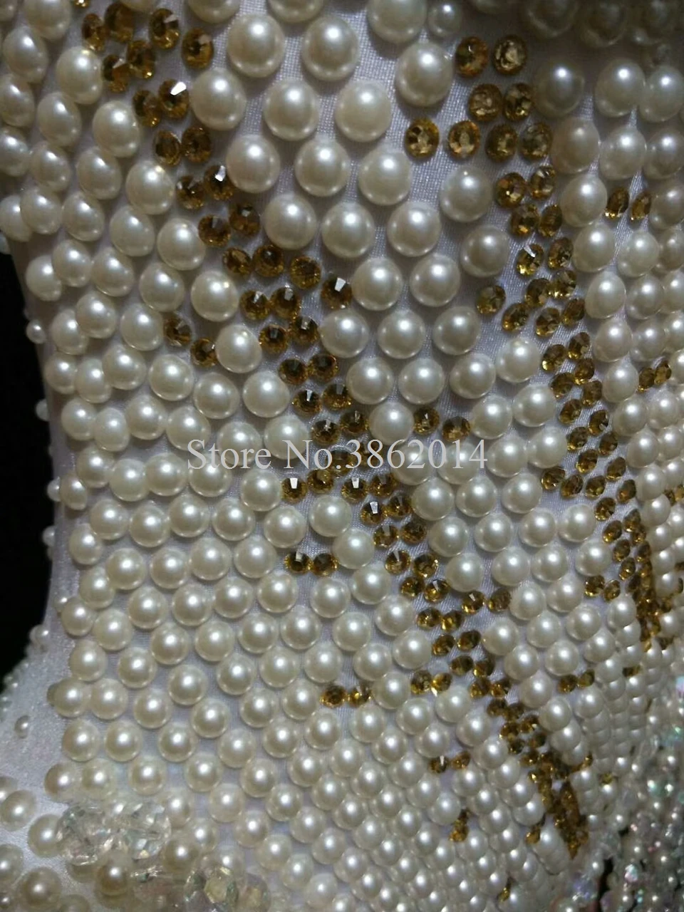 Женский костюм для джазовых танцев белый с бусинами и жемчужинами выступления на