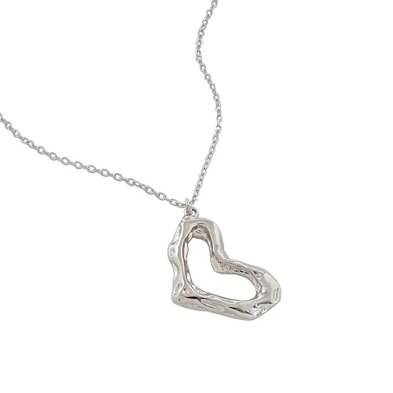 

Lexie Diary New Creative S925 Silver Irregular Heart Shaped Necklace Clavicle Chain for Women Accessory Jewelry