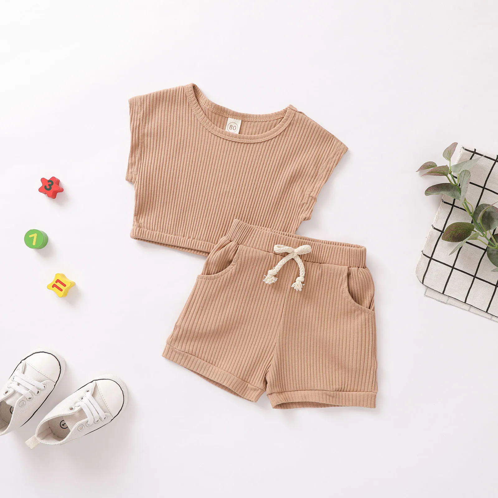 

Kids Baby 2PC Outfit Set Solid Color Top and Pocket Shorts Set for Children Boys Girls