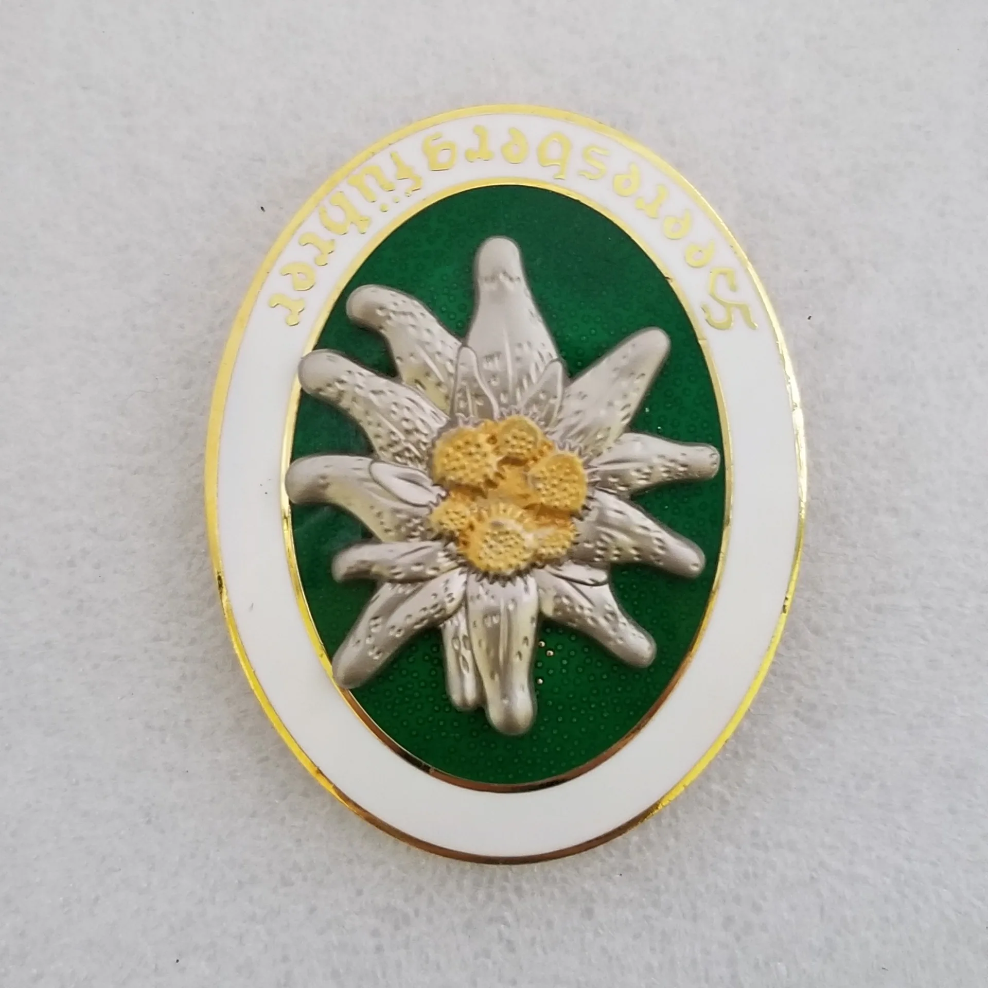 

Russian Islam Replica Medal Badge Home Decoration Collection Retro Craft Gift