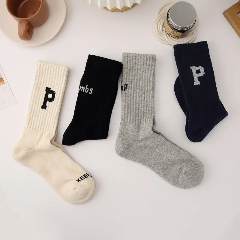 8Pieces=4Pairs/Lot Quality Mens Socks Combed Cotton Cozy Breathable Absorb Autumn Winter Socks Fashion Letter Sports Socks Male