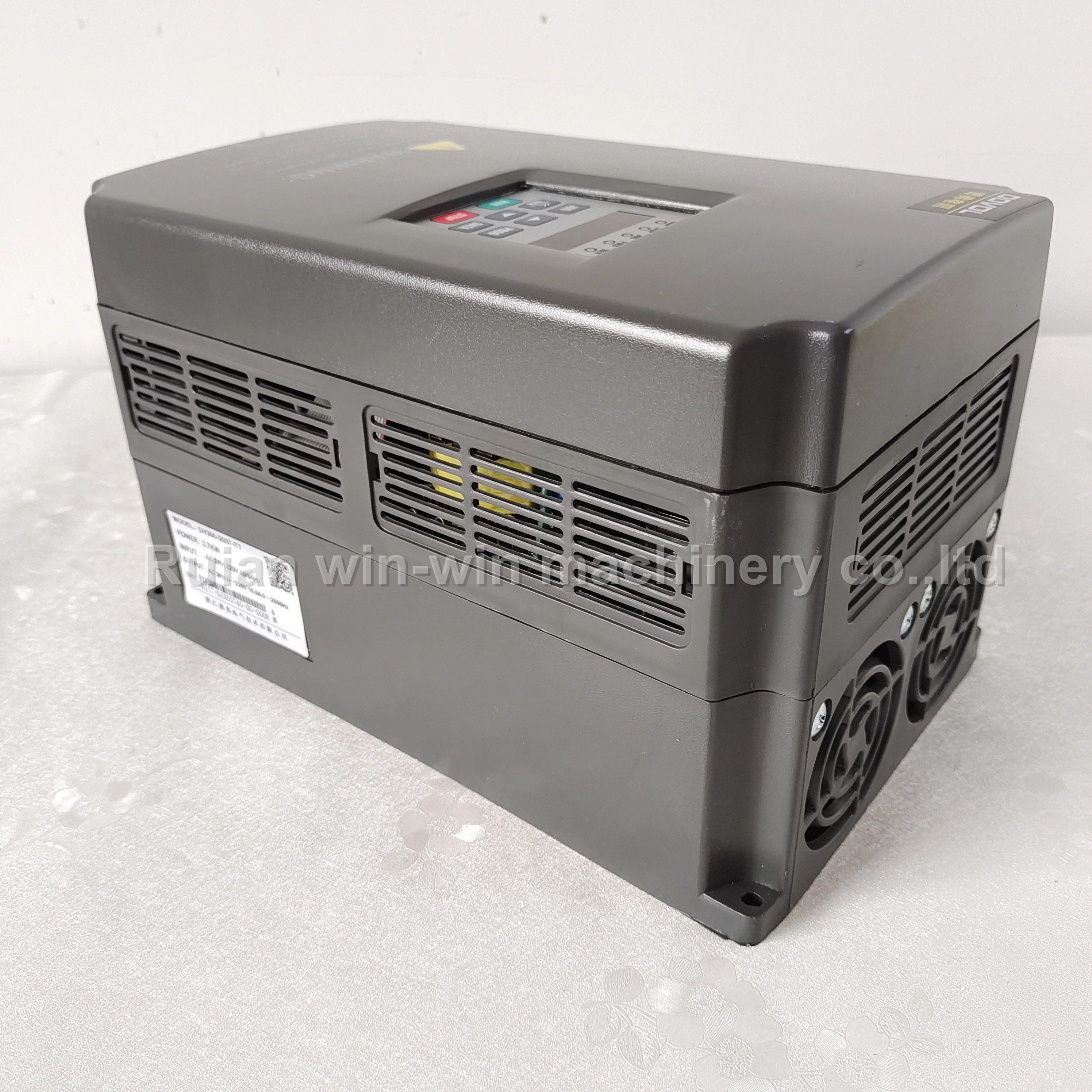 DV300-2037-TT 3 7 кВт D фило инвертор 220 В 18 А для машины изготовления пакетов