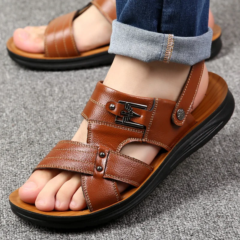 2023 New Men Sandals Split Leather Men Beach Shoes Roman Men Casual Shoes Men Slippers Sneakers Summer Outdoor Shoes Flip Flops