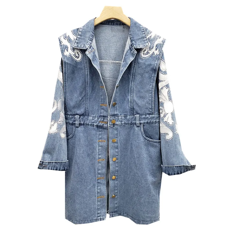 

Coats & Jackets
