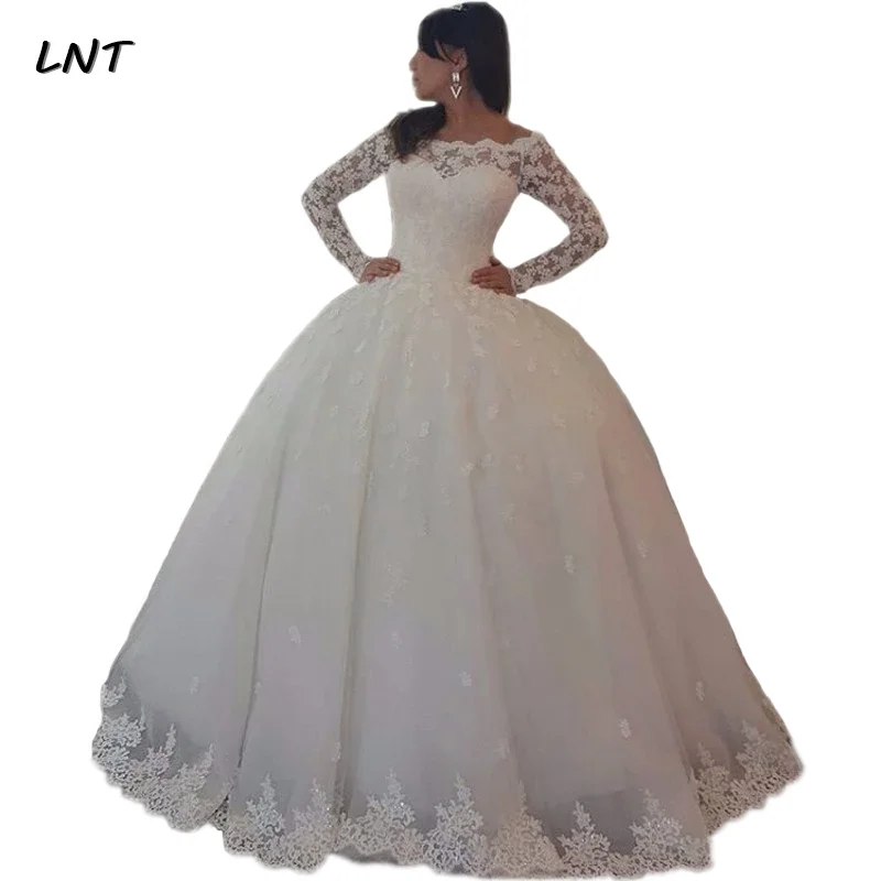 Свадебное платье с длинным рукавом кружевной аппликацией|Свадебные платья| |