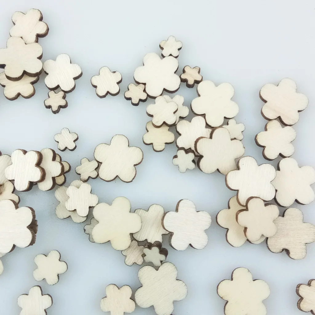 

50pcs Wooden Slices Flower Blanks Crafts Unfinished Wood Cutout Labels Art Craft Pieces for Christmas DIY Projects Card Making