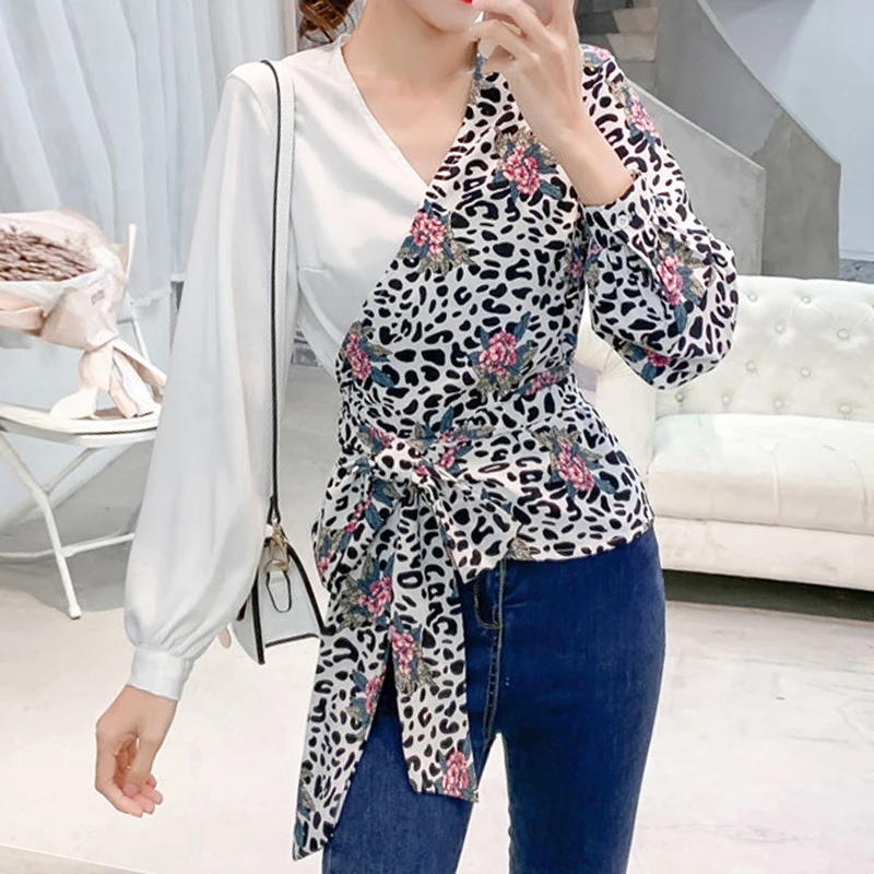 

New Fashion 2021 Autumn Women Blouse Long Sleeve Lantern Sleeve V-neck Casual Women Clothing Womens Tops and Blouses 5472 50