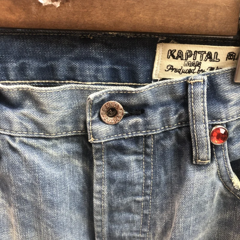 

Jeans Men Women 1:1 High Quality KAPITAL Pants Vintage Washed Inlaid Gemstone Distressed Trousers Inside Tag