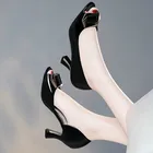 Сандалии женские с открытым носком, пикантные модные Универсальные удобные боковые туфли на шпильке средней высоты, с круглым носком, лето 2020