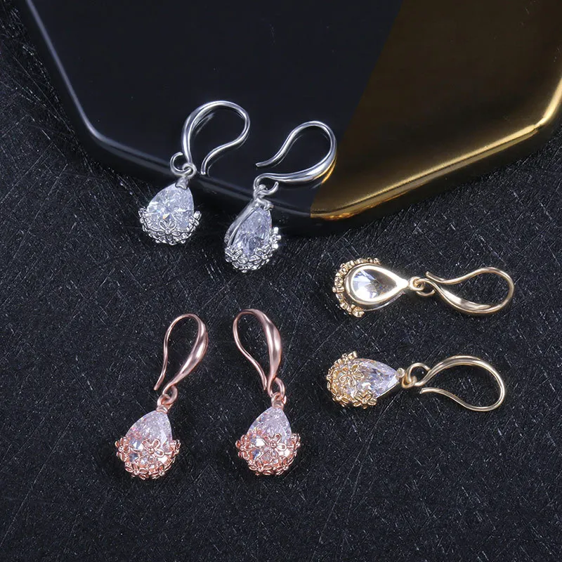 Элегантные серьги в форме капли воды с кубическим цирконием и кристаллами для