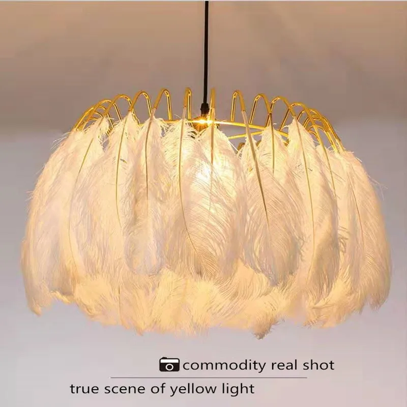 

Celebrity feather chandelier modern simple living room warm ceiling chandelier children's room feather lamp