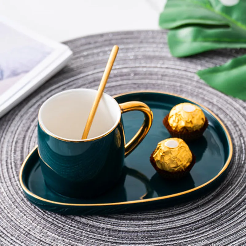 Роскошная керамическая чашка в японском стиле с тарелкой креативная Золотая