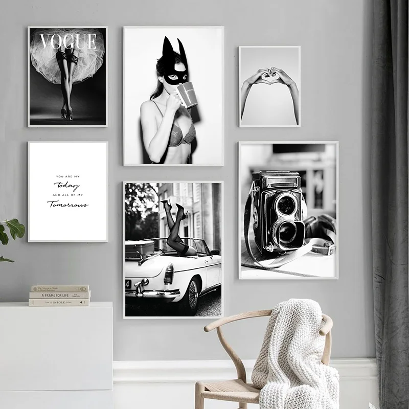 

Vintage Fashion Girl Modern Woman Wall Art Canvas Painting Black White Nordic Poster Wall Pictures For Living Room Home Unframed