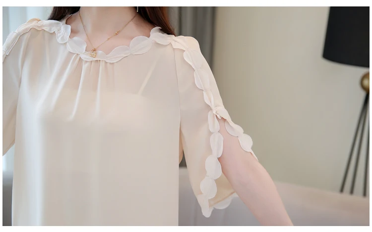 

Chiffon Womens Tops And Blouses Slash Neck Women's Blouse Appliques Silk Women's Shirts Loose Flare Short Sleeve Blusas Mujer