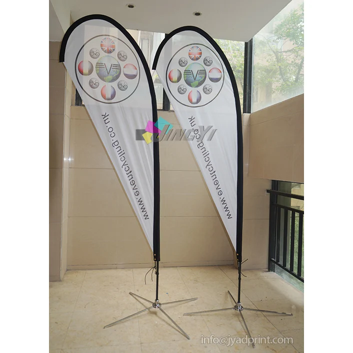 Флаг каплевидной формы демонстрация рекламы на открытом воздухе флаг